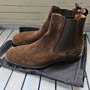Magnanni Brown Suede Chelsea Boots